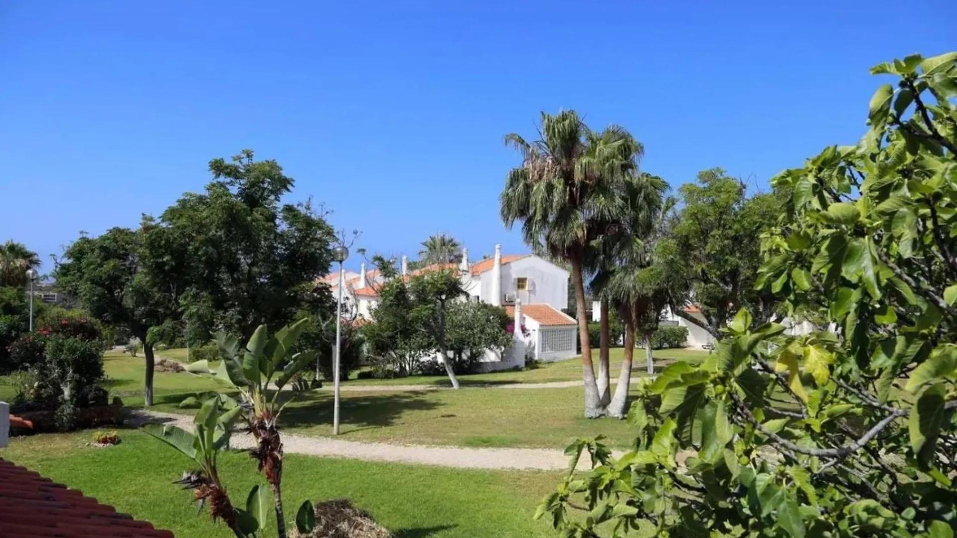 Comfortable House In Guia With Shared Pool 0*, Guia (Faro) Portugal