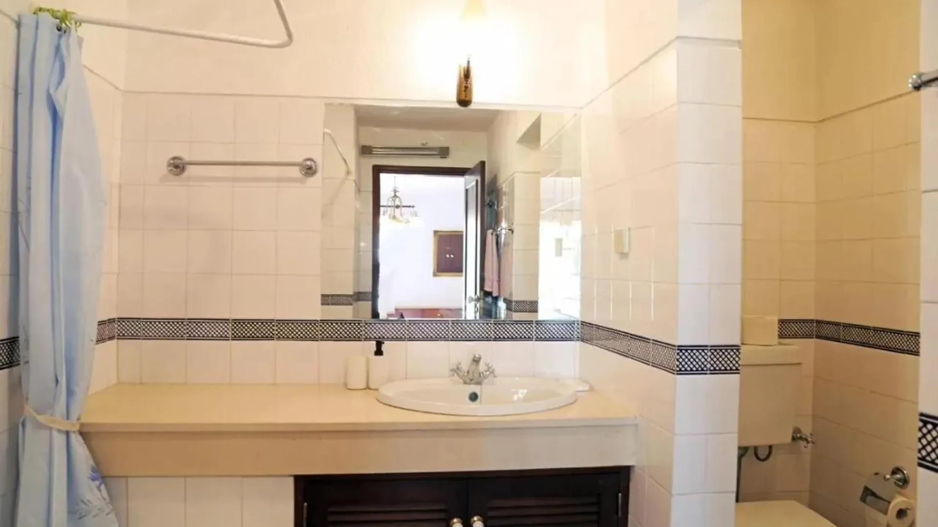 Holiday home Comfortable House In Guia With Shared Pool